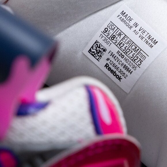 NEW Reebok Instapump Fury Ghostbusters Sneaker Pink Slime - Picture 16 of 16